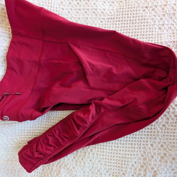 Lululemon size 4 - Picture 3 of 4